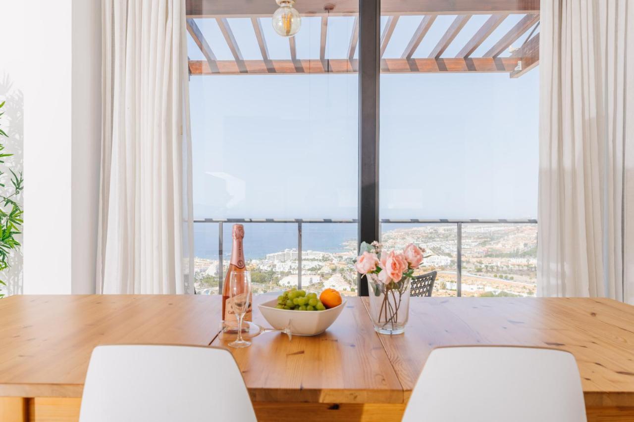 Sunset White Villa - Ocean View, Jakuzzi, Heated Pool, Air-Conditioning, Grill Playa de las Américas Exterior foto